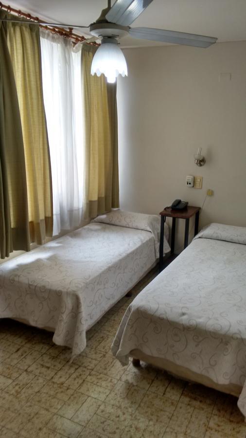 Hotel Necochea Mendoza Eksteriør billede