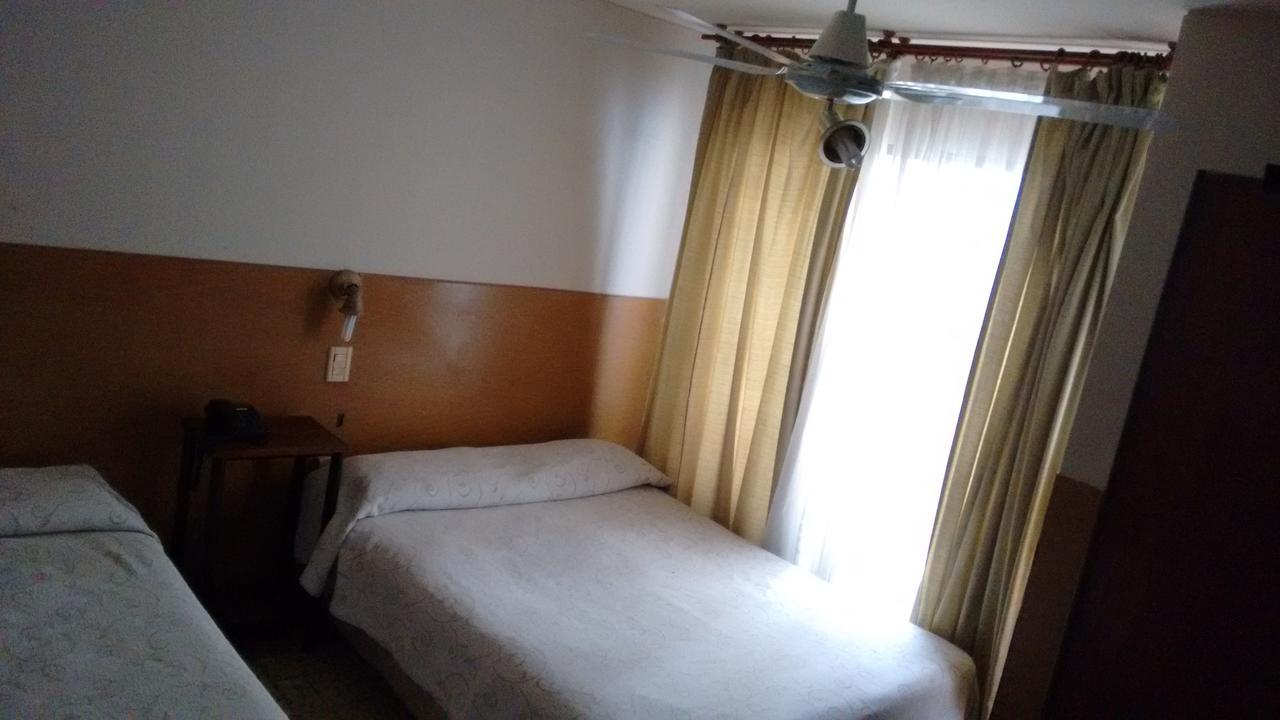 Hotel Necochea Mendoza Eksteriør billede